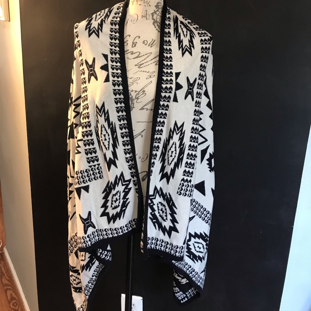 argyle poncho sweater- Size small